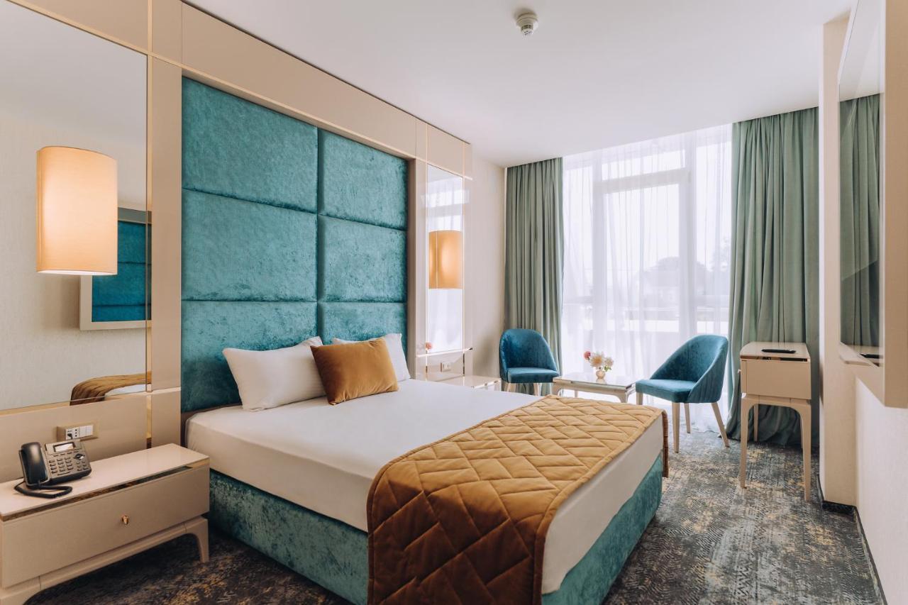 Hotel Perla Baile 1 Mai Eksteriør billede