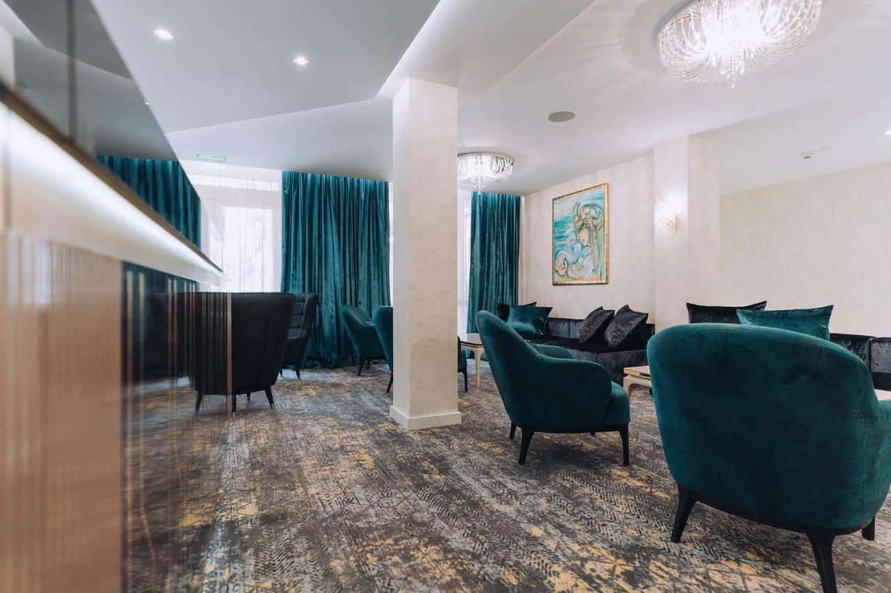 Hotel Perla Baile 1 Mai Eksteriør billede
