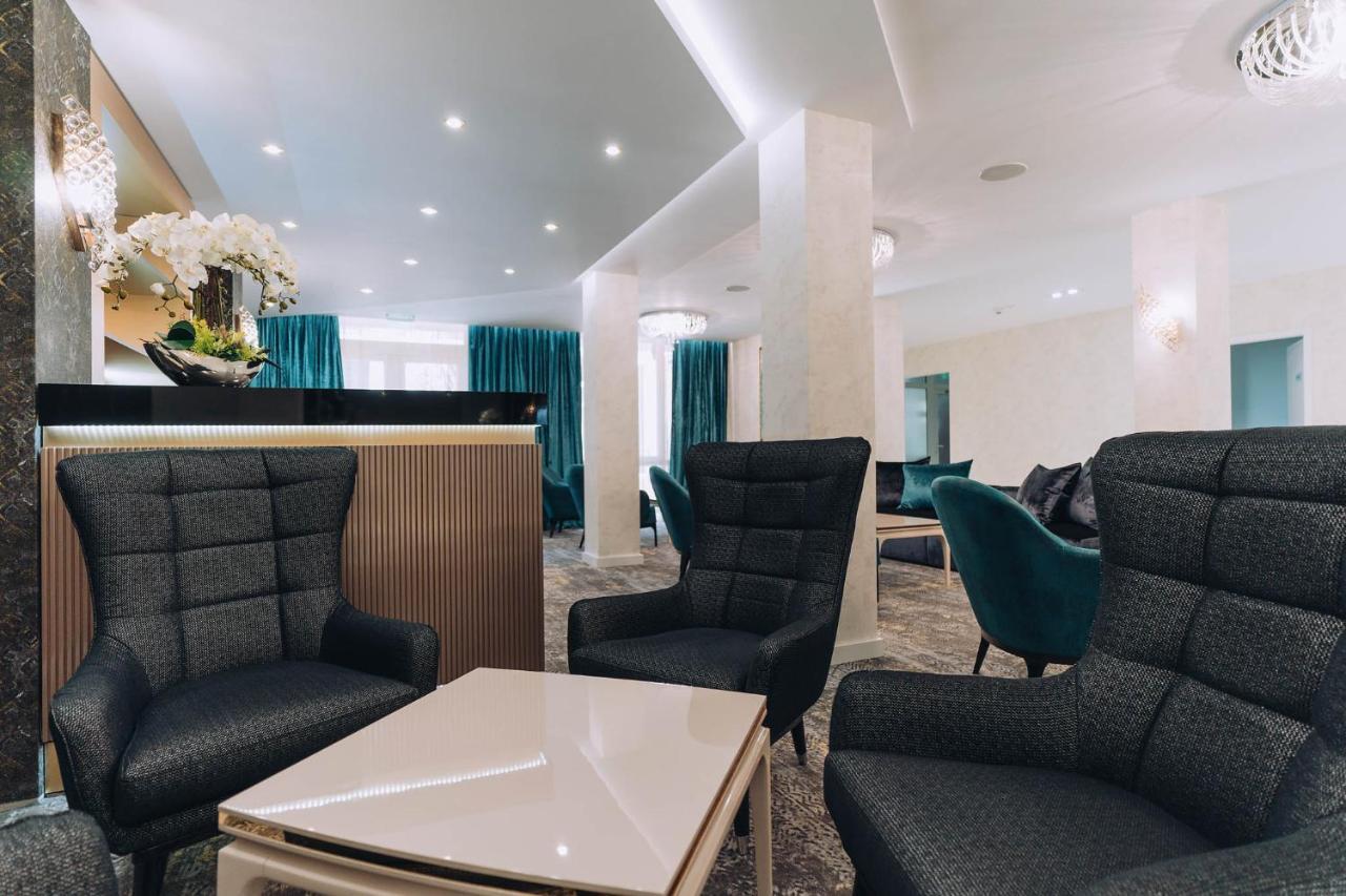 Hotel Perla Baile 1 Mai Eksteriør billede
